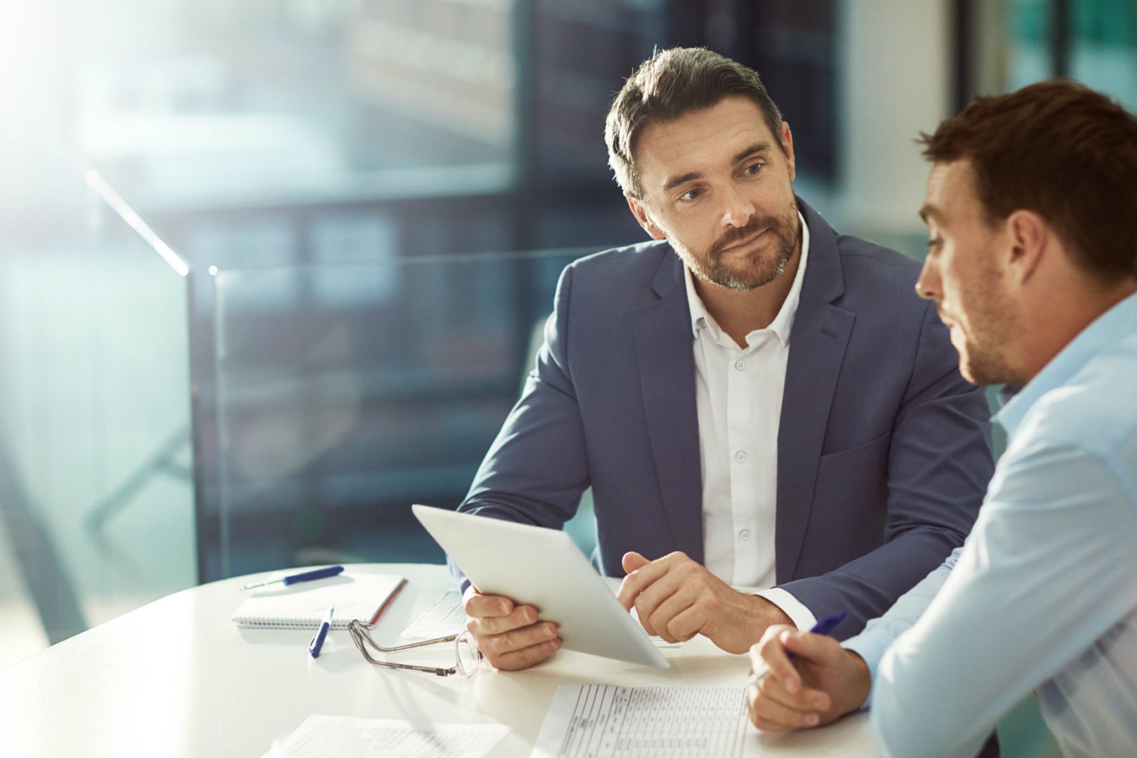 Diferença entre advocacia e consultoria jurídica: saiba mais - EasyJur Blog